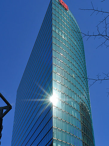 Fotos Hochhaus der Deutschen Bahn