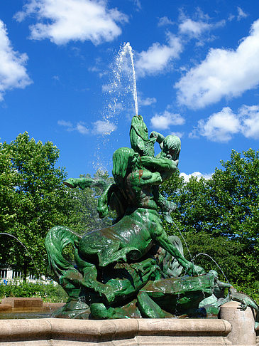 Brunnen auf dem Platz der Republik Foto 