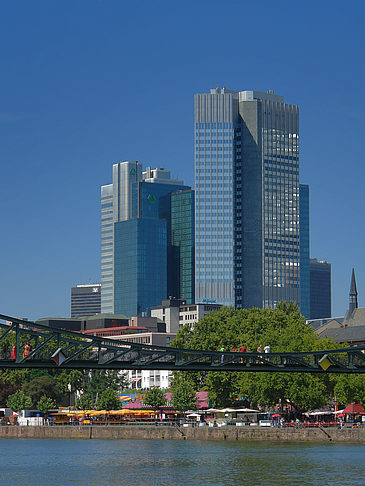 Foto Eurotower und Dresdener Bank - Frankfurt am Main