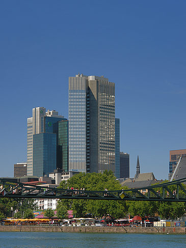 Eurotower und Dresdener Bank Fotos