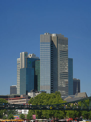 Eurotower und Dresdener Bank Foto 