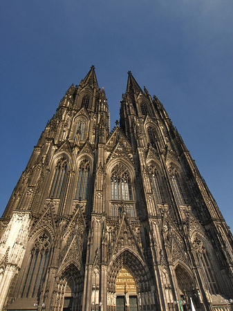 Westfassade des Kölner Doms Foto 