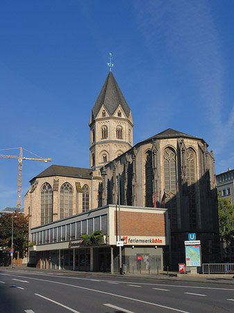 Foto St Andreas mit Komödienstraße