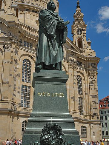 Frauenkirche und Lutherdenkmal Foto 