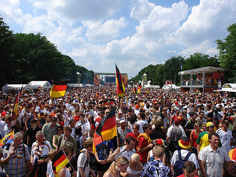 Blick Richtung Siegessäule Fotos