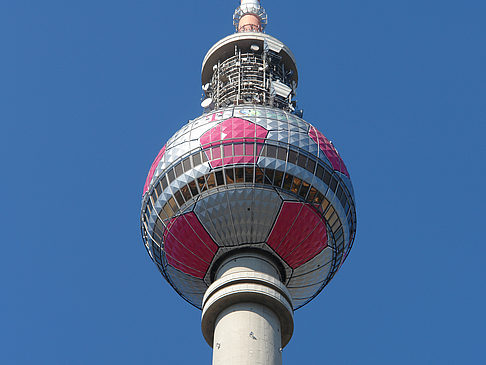 Fernsehturm Nahaufnahme Foto 