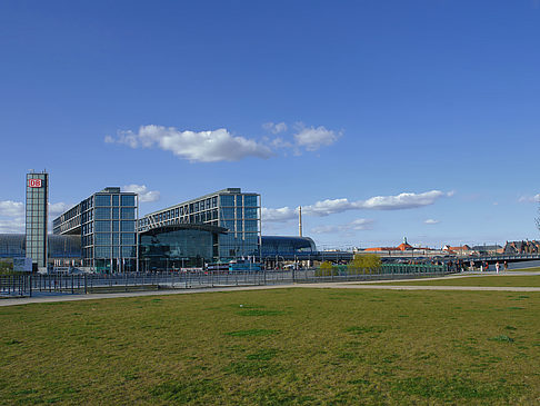 Foto Blick auf den Hauptbahnhof - Berlin