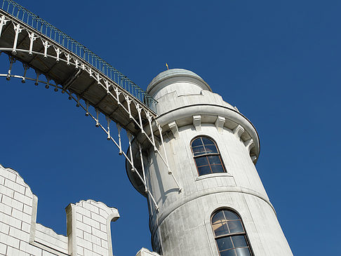 Brücke zwischen den Schlosstürmen Foto 