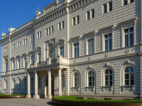 Bertelsmann - Unter den Linden Fotos