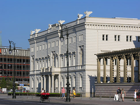 Bertelsmann - Unter den Linden Foto 