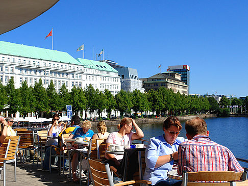 Brunchterrasse auf dem Alster Pavillon Fotos