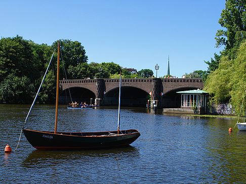 Boote auf der Außenalster Fotos