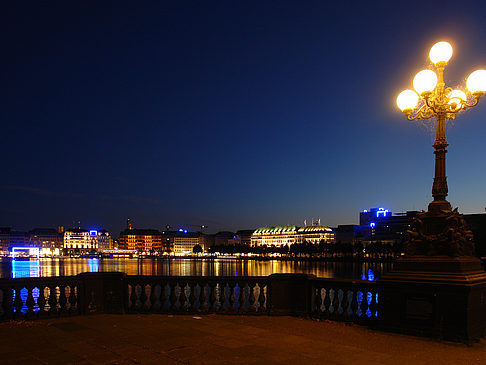 Laterne und Binnenalster Foto 