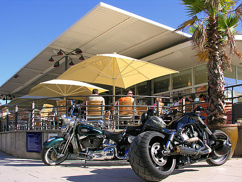 Fotos Harley Davidson am Alster Pavillion