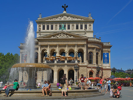 Fotos Alte Oper mit Brunnen | Frankfurt am Main