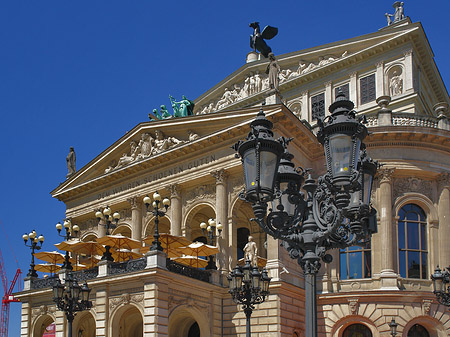 Foto Alte Oper mit Laterne - Frankfurt am Main