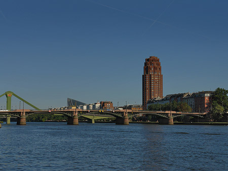 Fotos Main Plaza und Untermainbrücke