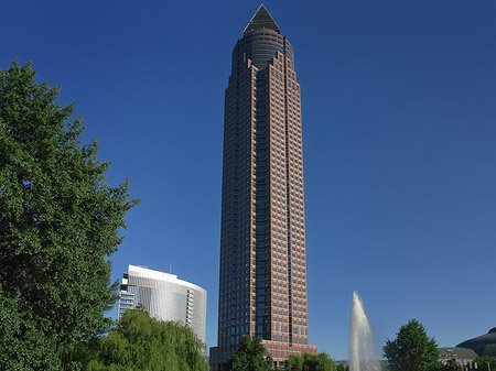 Fotos Messeturm mit Ludwig-Erhard-Anlage