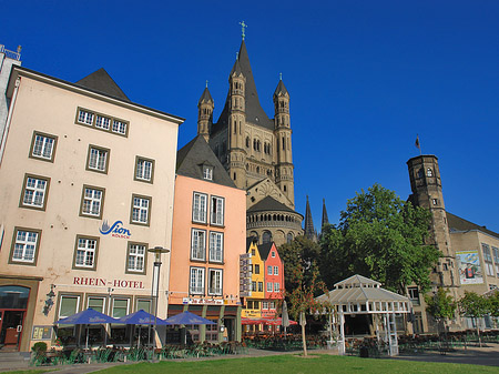 Foto Groß St Martin hinter Fischmarkt - Köln