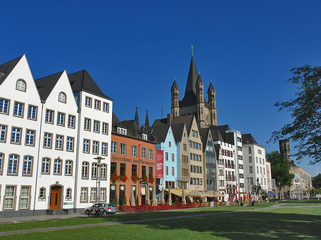 Groß St Martin hinter Fischmarkt