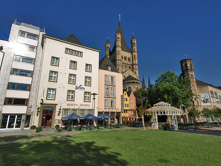 Foto Groß St Martin hinter Fischmarkt