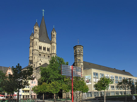 Fotos Schild vor Groß St.Martin