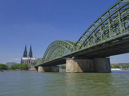 Fotos Hohenzollernbrücke am Kölner Dom