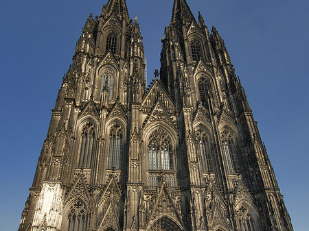 Westfassade des Kölner Doms