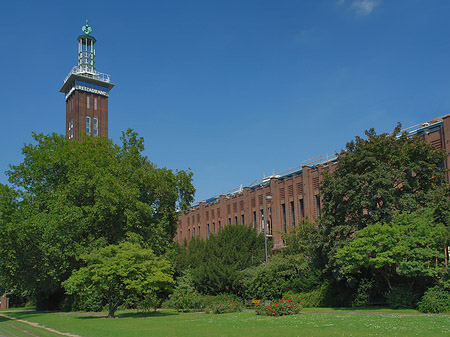 Messeturm an der Kölner Messe