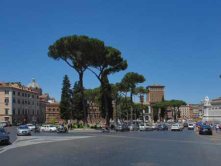 Foto Verkehr an der Piazza Venezia