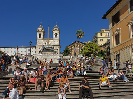 Treppe mit Kirche Foto 