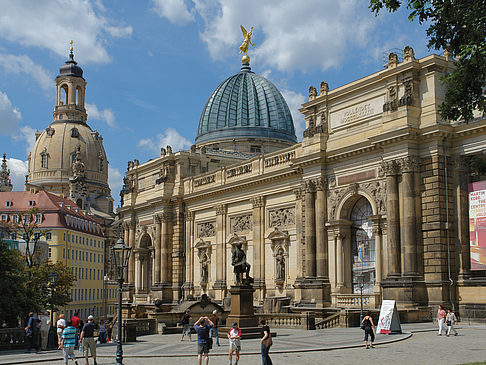 Fotos Frauenkirche und Kunstakademie