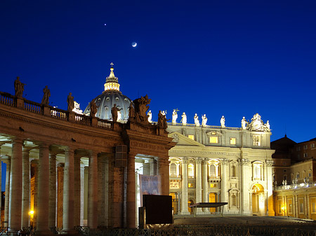 Foto Petersplatz bei Nacht